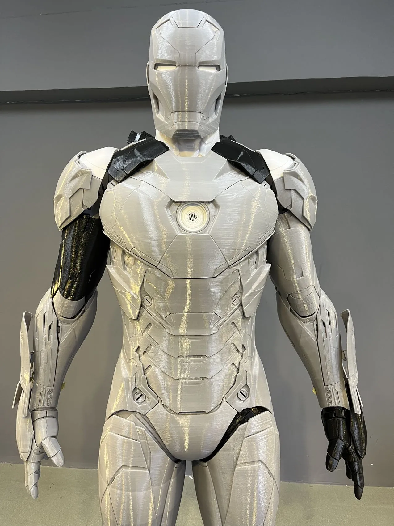 1/1 Ironman Statue 3D Printed Iron Man MK47 / MK46 Full Body Armors for Display Only