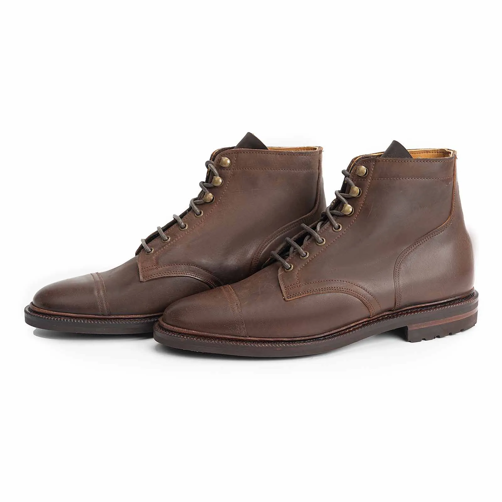 514836 - BROWN WAXY SHELL CORDOVAN - E