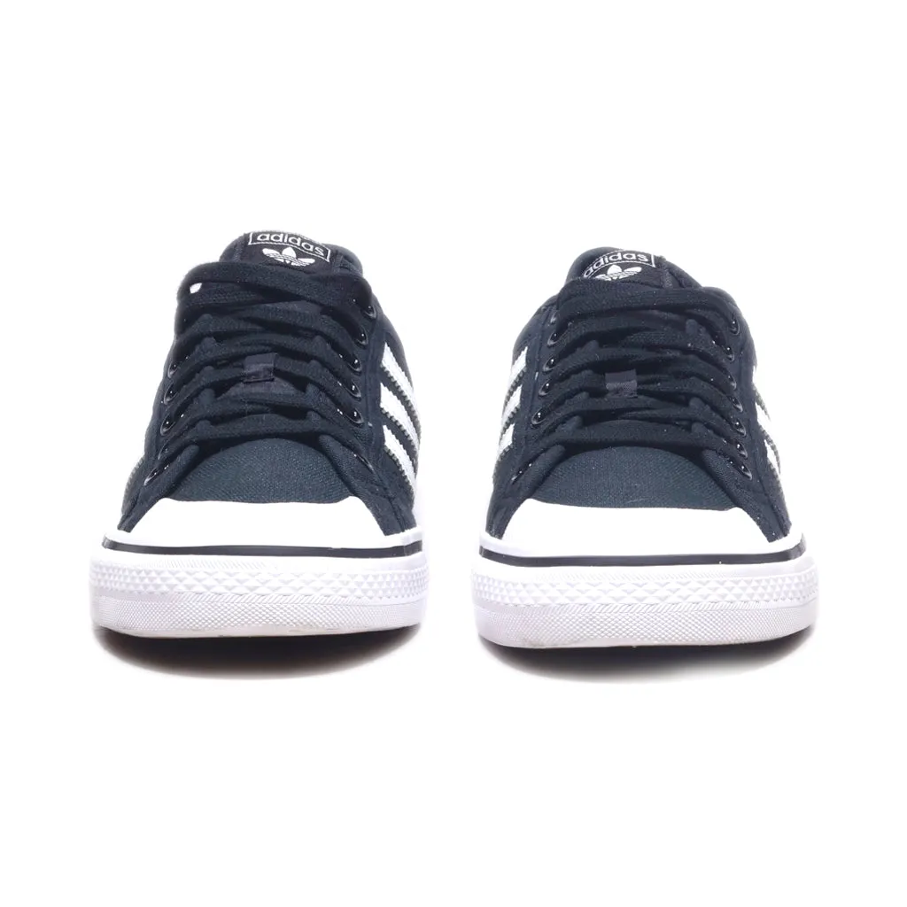 Adidas Daily 4.0 Low-Top Sneakers Canvas Black Colour For Men