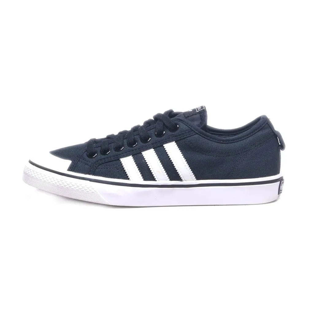 Adidas Daily 4.0 Low-Top Sneakers Canvas Black Colour For Men