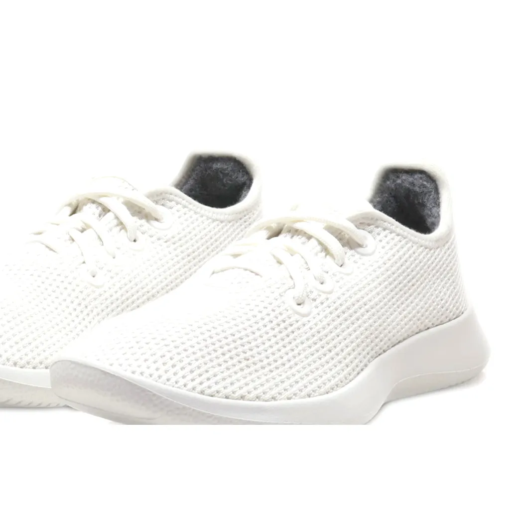 Allbirds Runner Sport Shoes Wool White Colour For Women