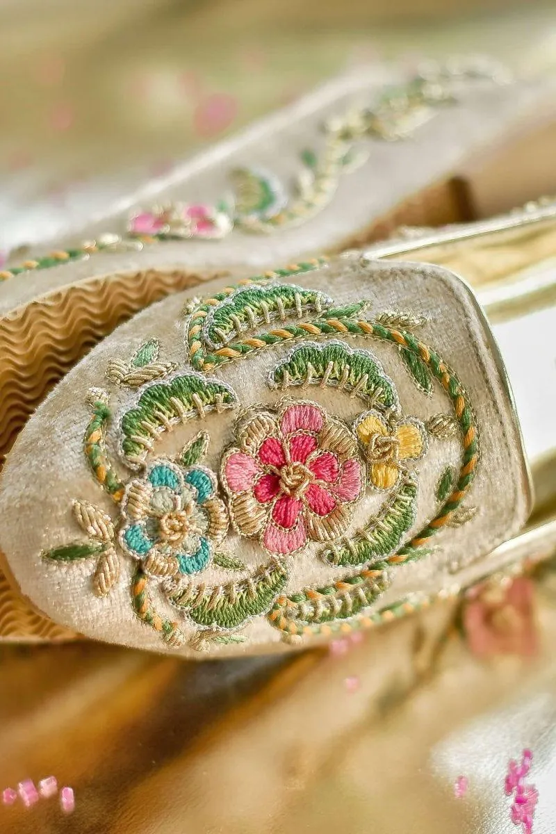 Chapter 13 - Beige Italian Garden Loafers