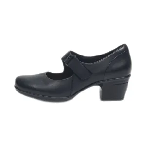 Clarks Mid-Heel Shoes Leather Black Colour For Women