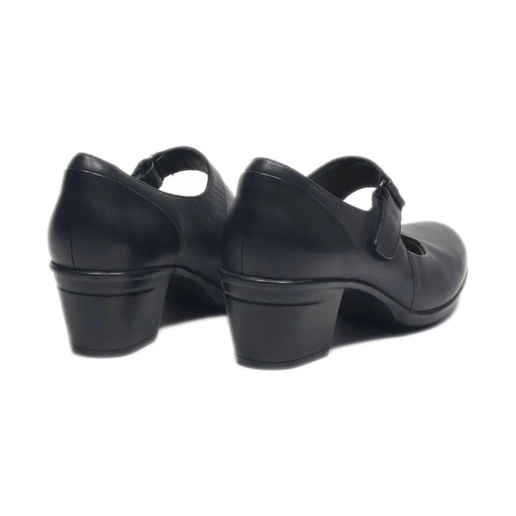 Clarks Mid-Heel Shoes Leather Black Colour For Women