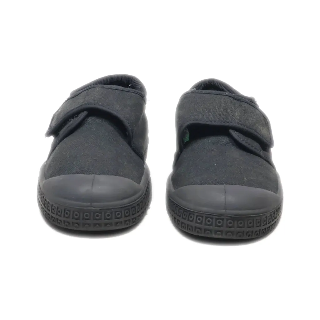 Clarks Sneakers Canvas Black Colour For Kids