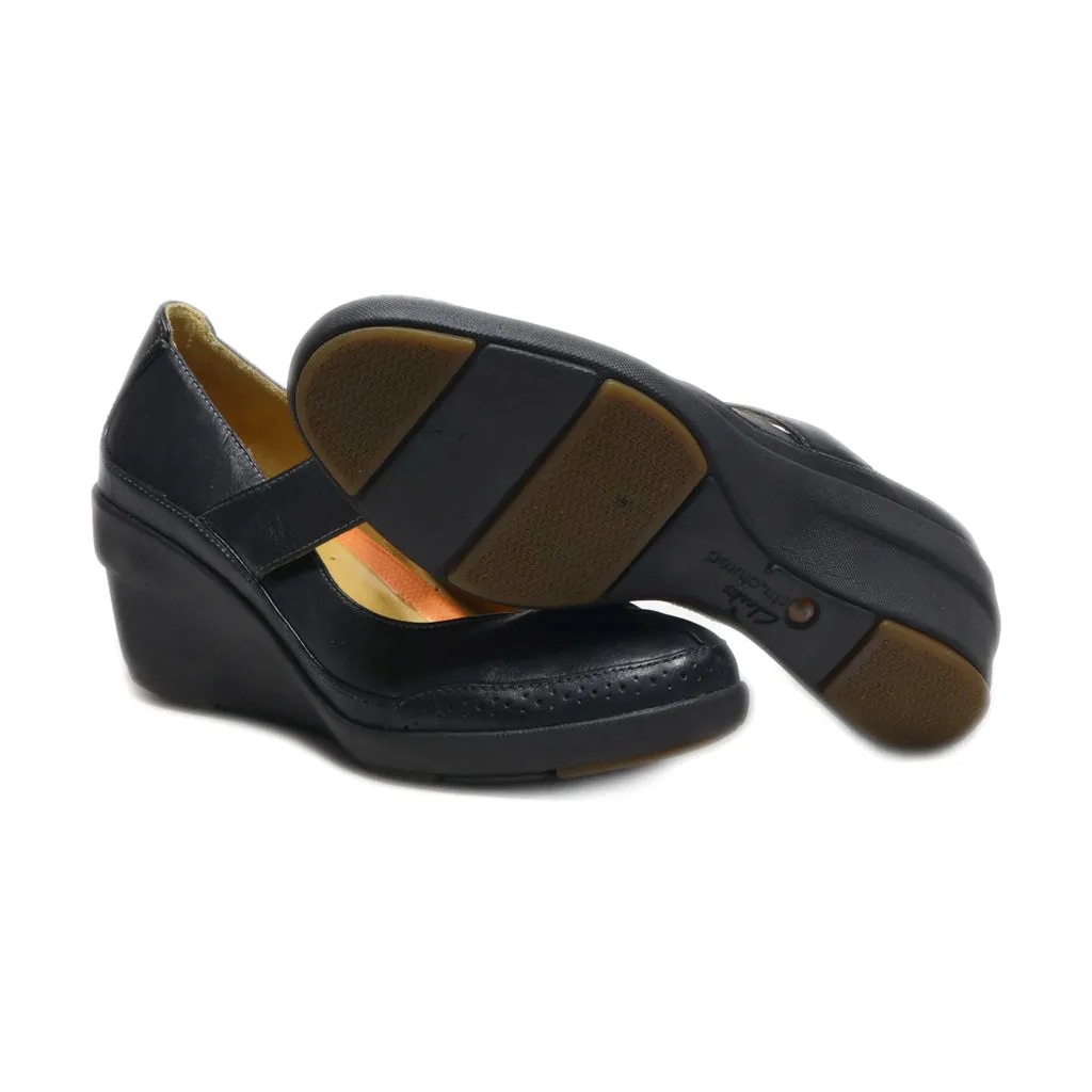 Clarks Wedge Shoes Leather Black Colour For Women