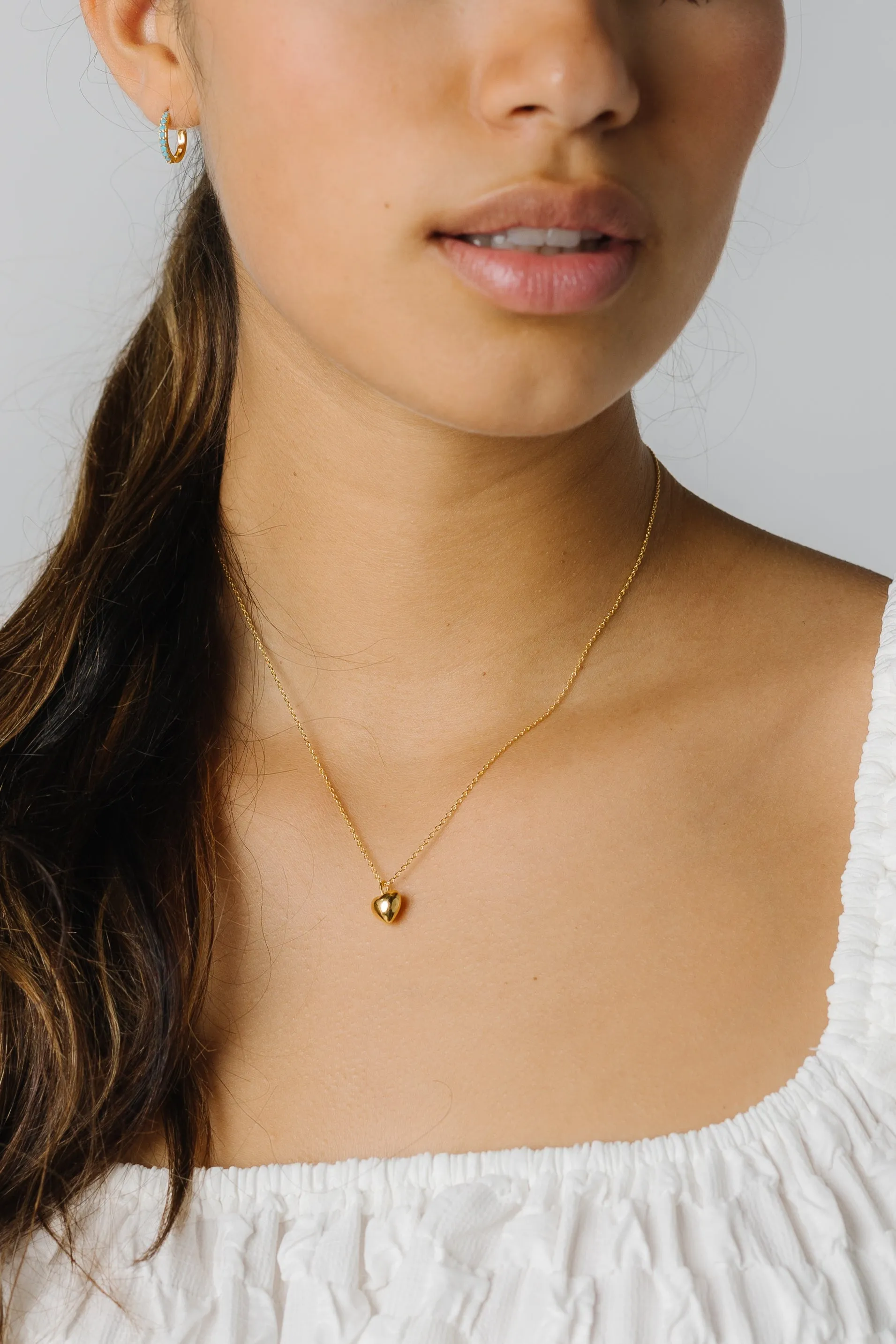 Cove Solid Petite Heart Necklace