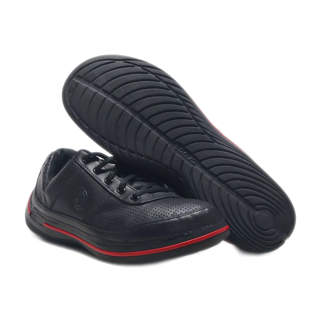 Crocs Sport Shoes Leather Black Colour For Women