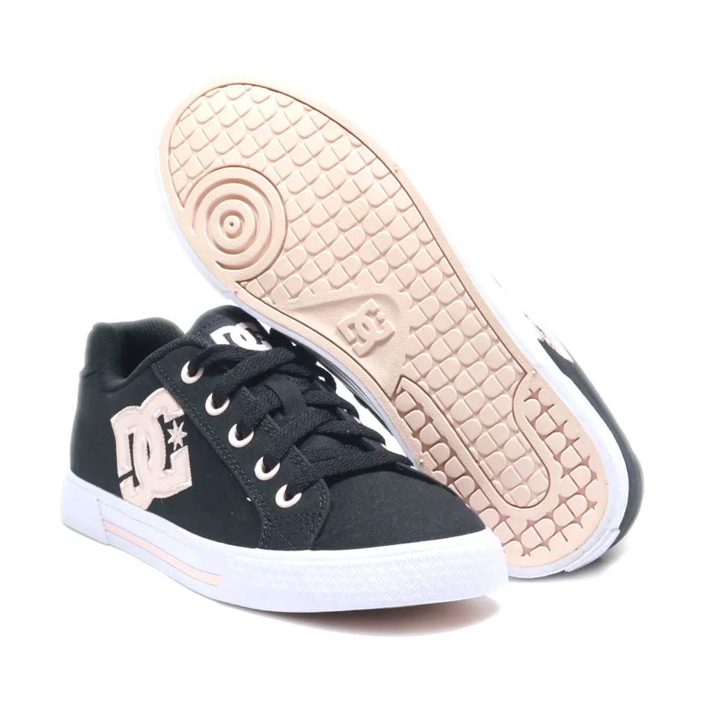 Dc Shoes Low-Top Sneakers Canvas Black Colour For Women