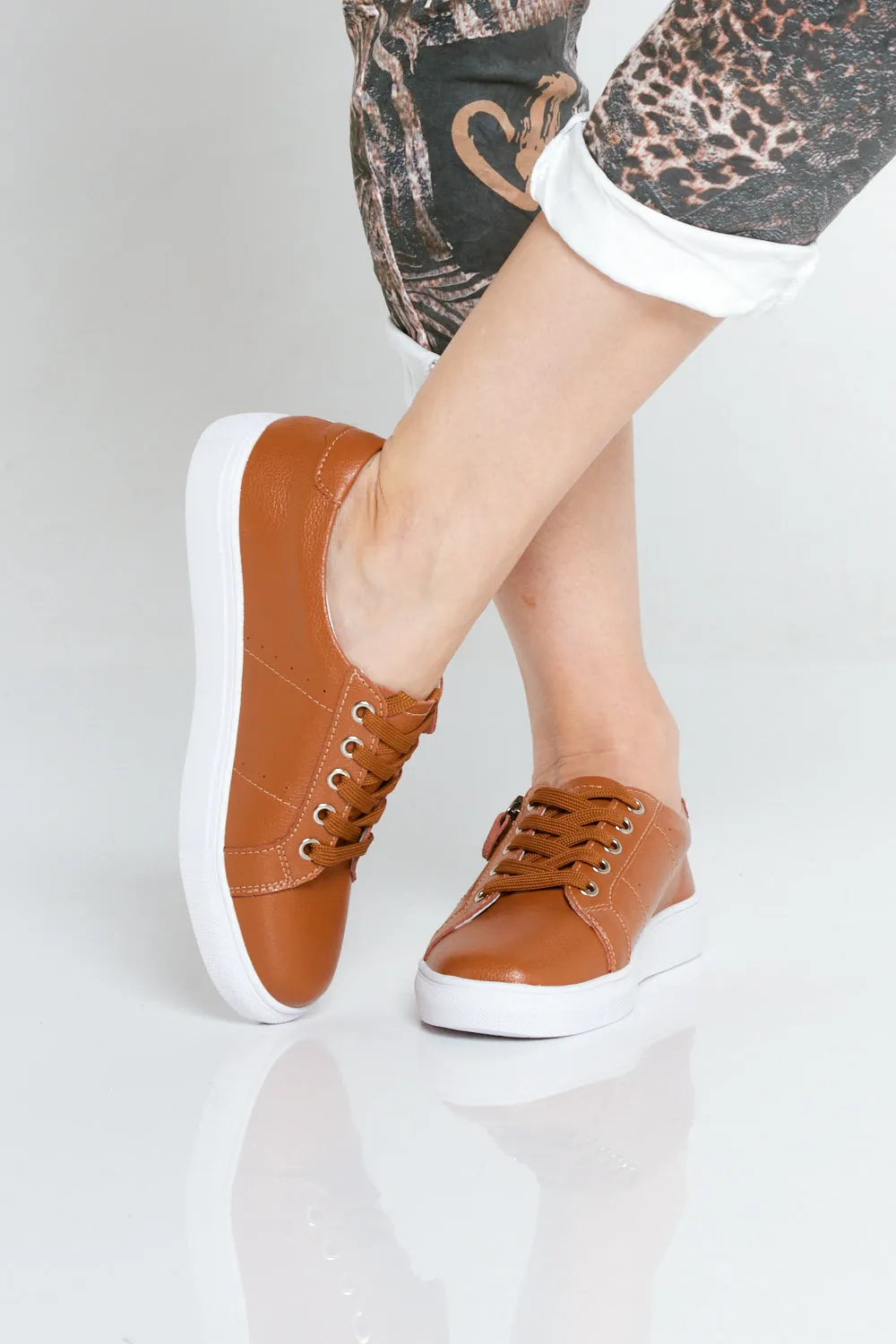 Elsie Sneakers - Tan