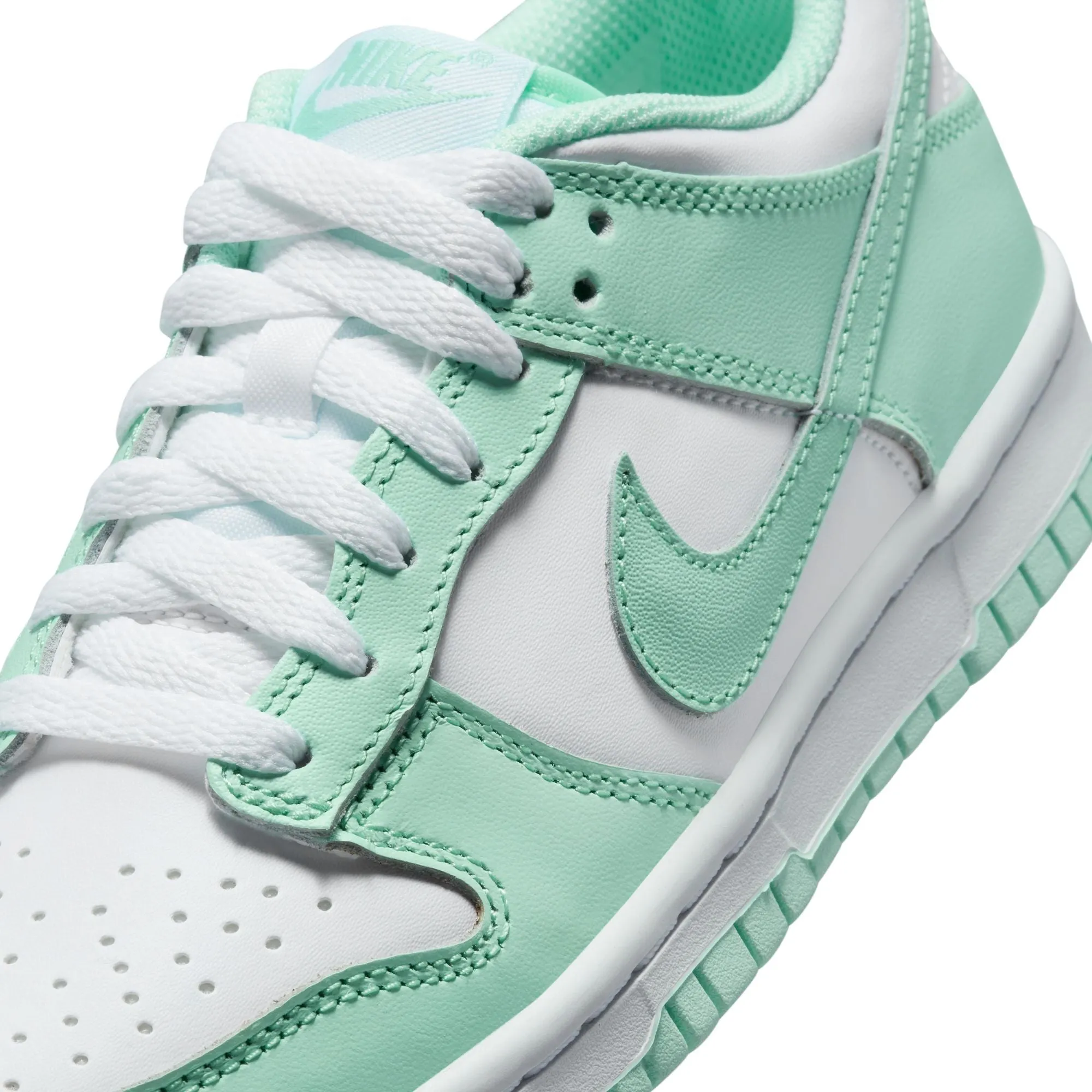 Grade School Nike Dunk Low White/Mint Foam FZ3534-100