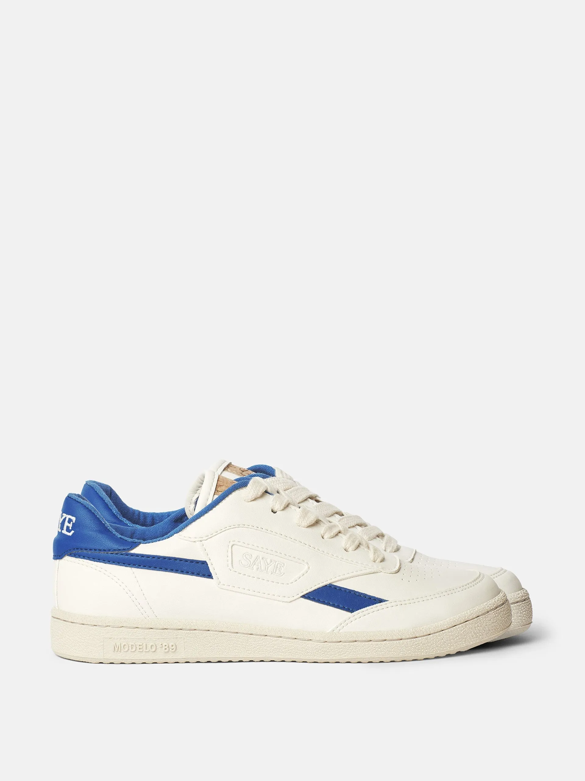 Modelo '89 trainer in blue