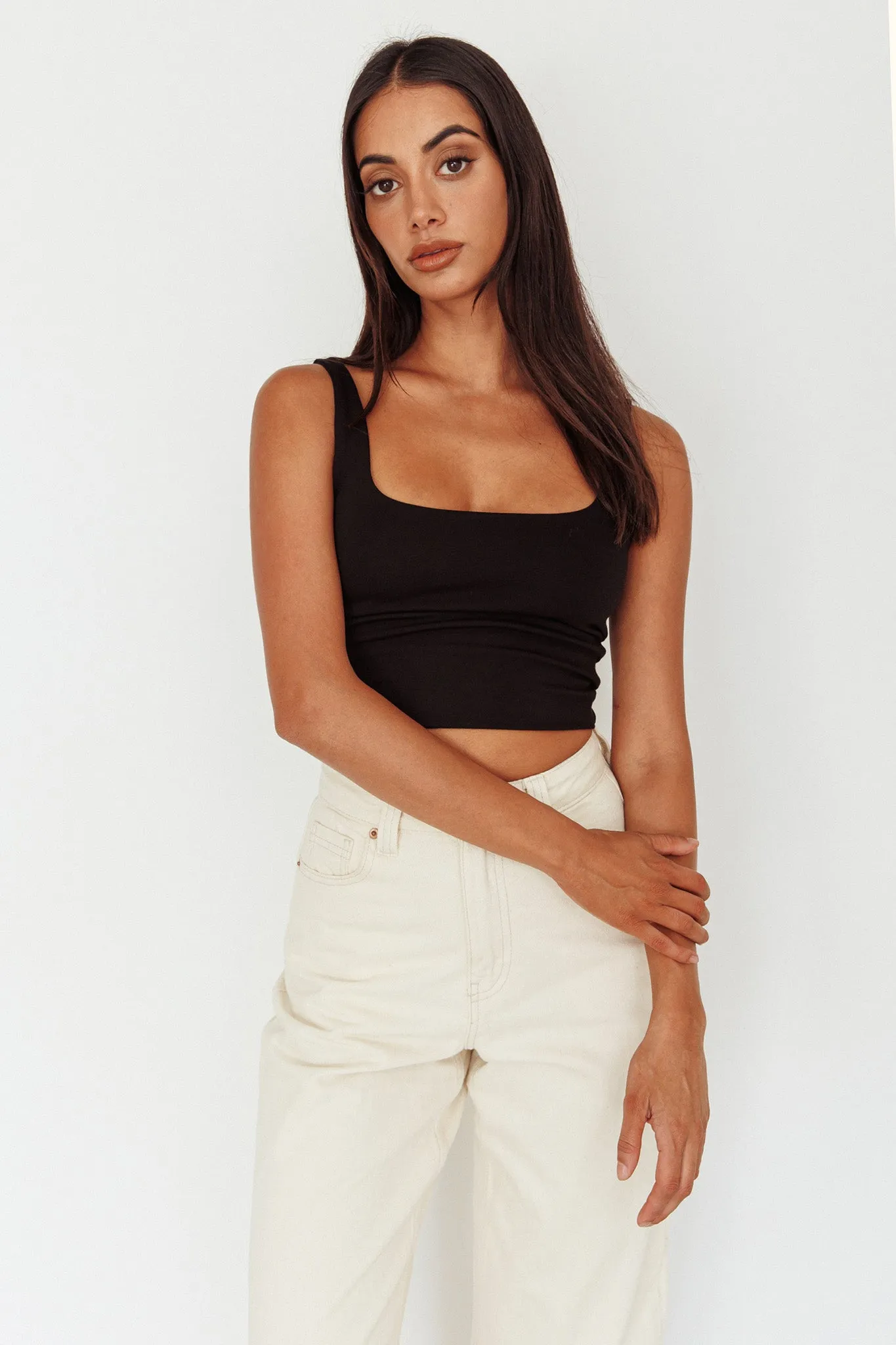 Pali U-Neckline Crop Top Black