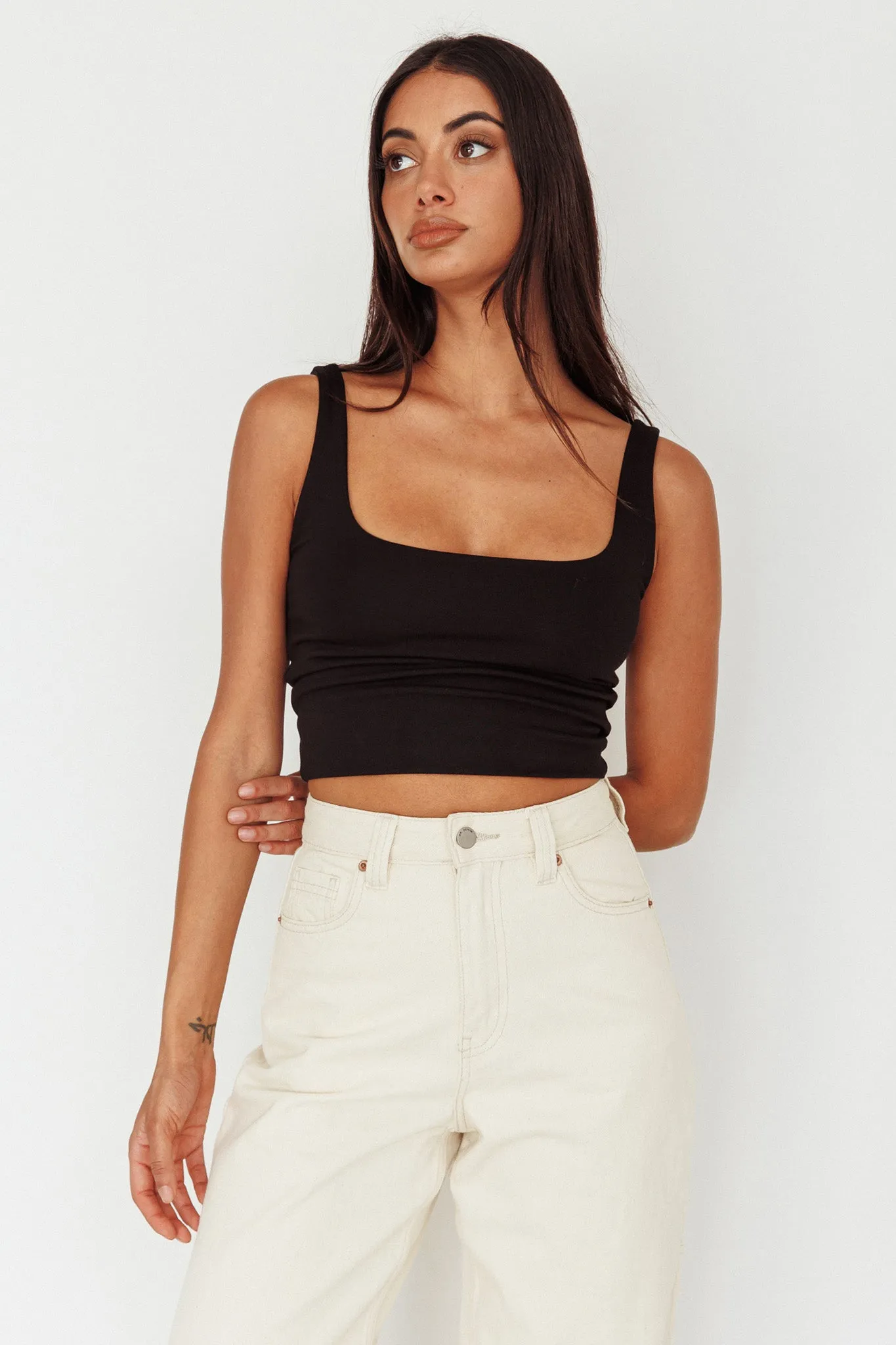 Pali U-Neckline Crop Top Black