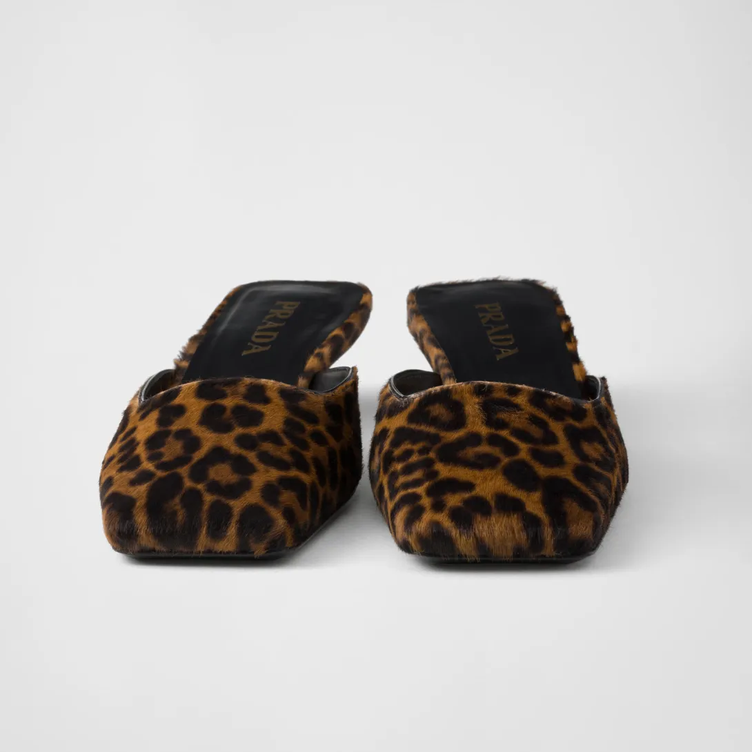 Printed leather slides