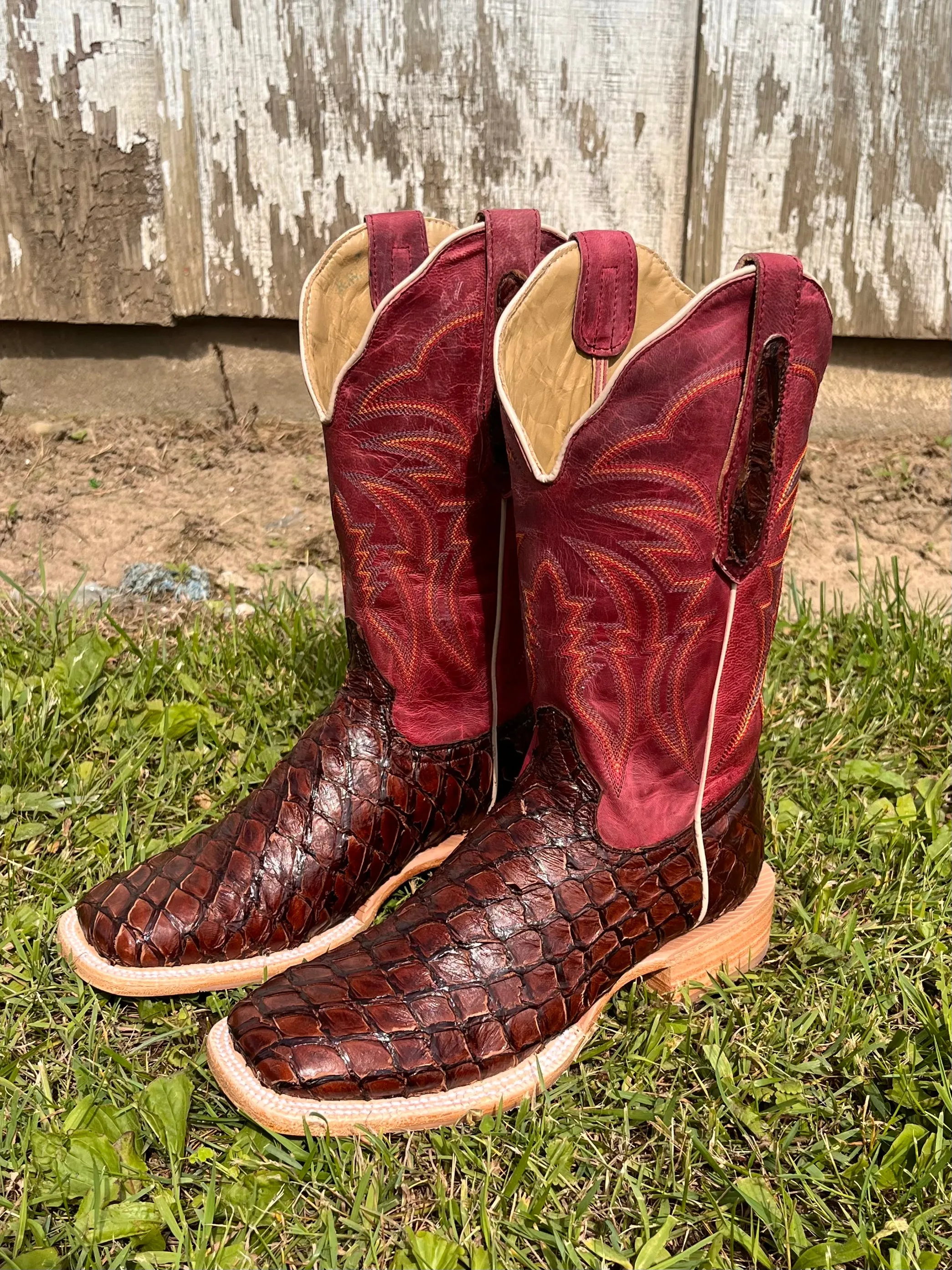 R. Watson Women's Chocolate Pirarucu Square Toe Cowgirl Boots RWL7800-2