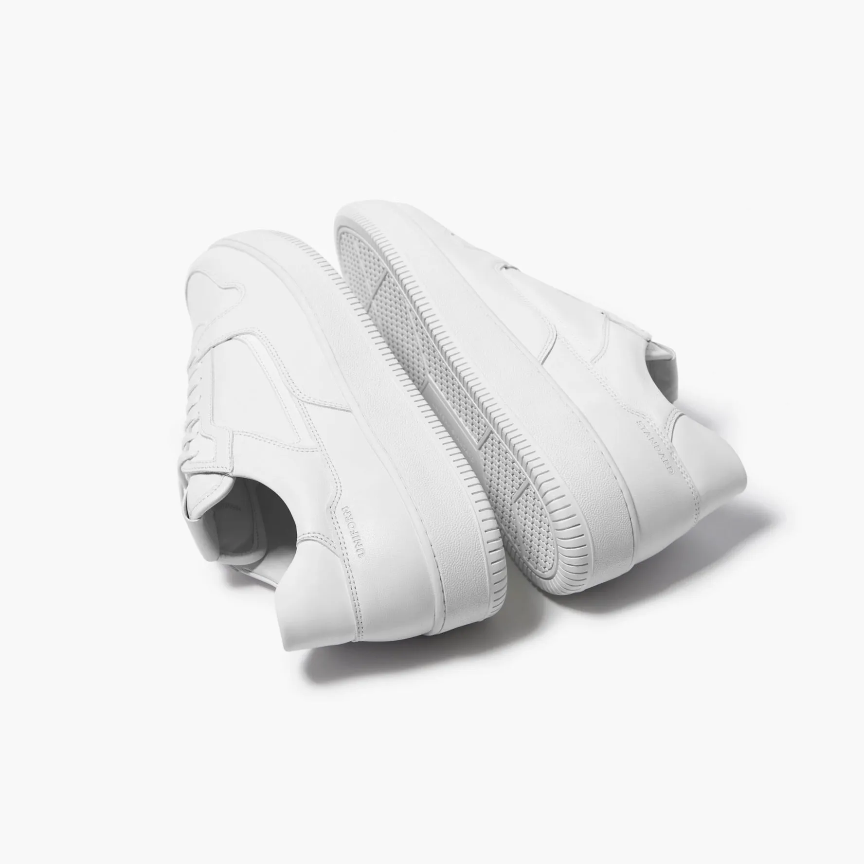 Series 5 Triple White Leather Mens