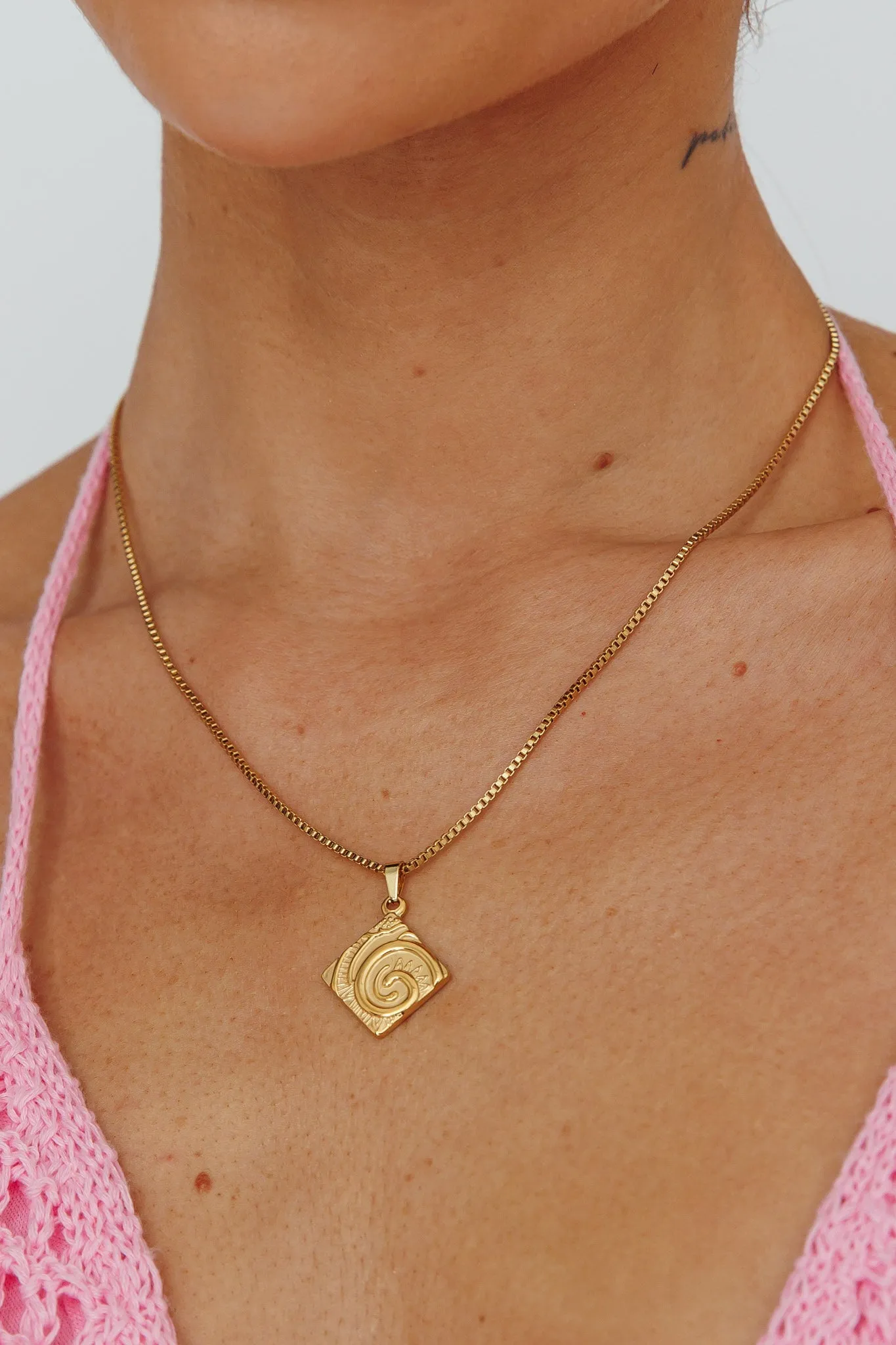 Seychelles Box Chain Pendant Necklace Gold