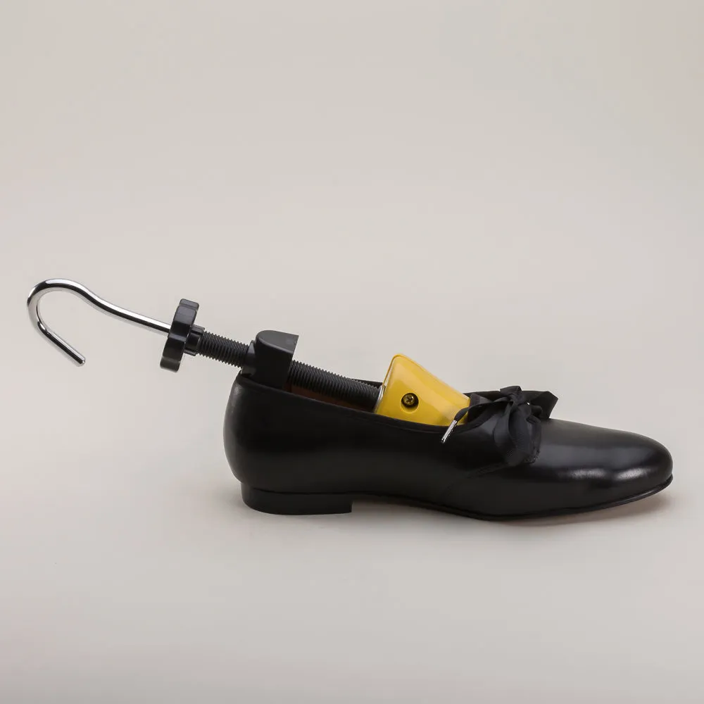 Shoe Stretchers