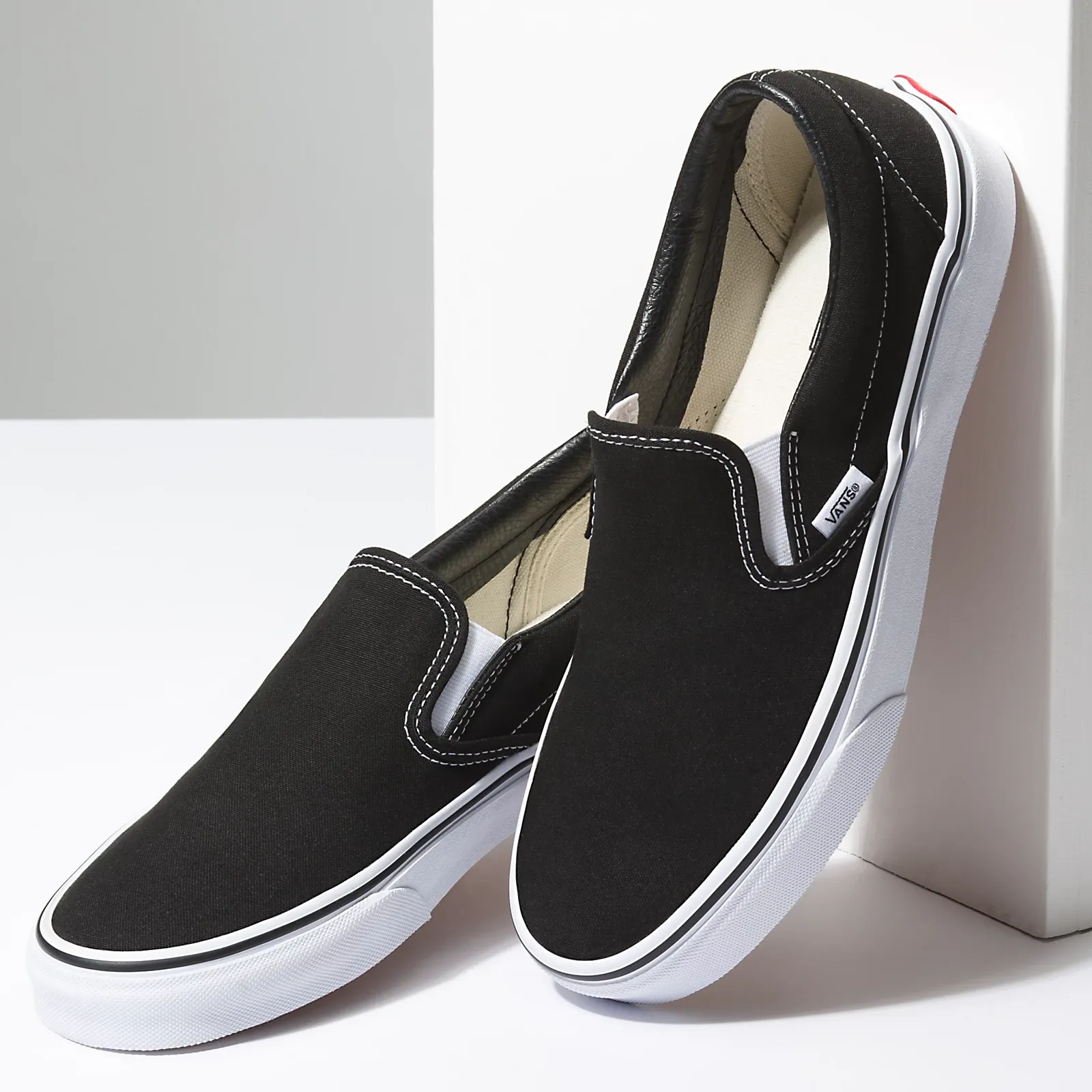 Vans Classic Slip-On Black VN000EYEBLK