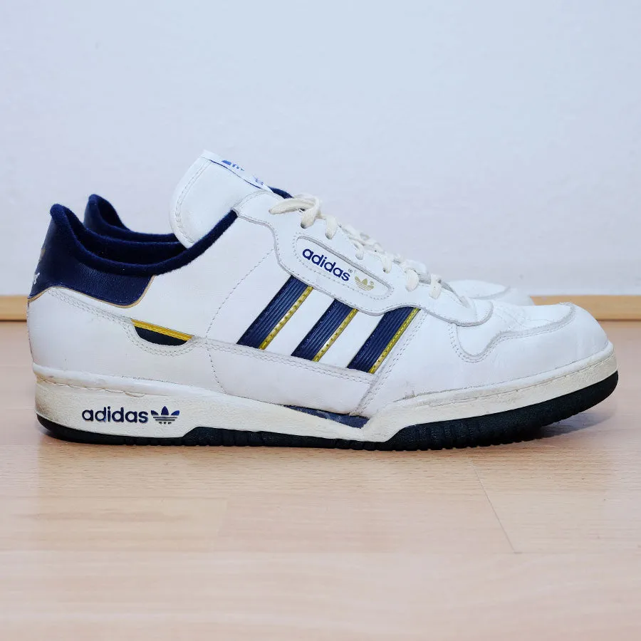 Vintage adidas Tennis Sneakers US 10 / EU 44